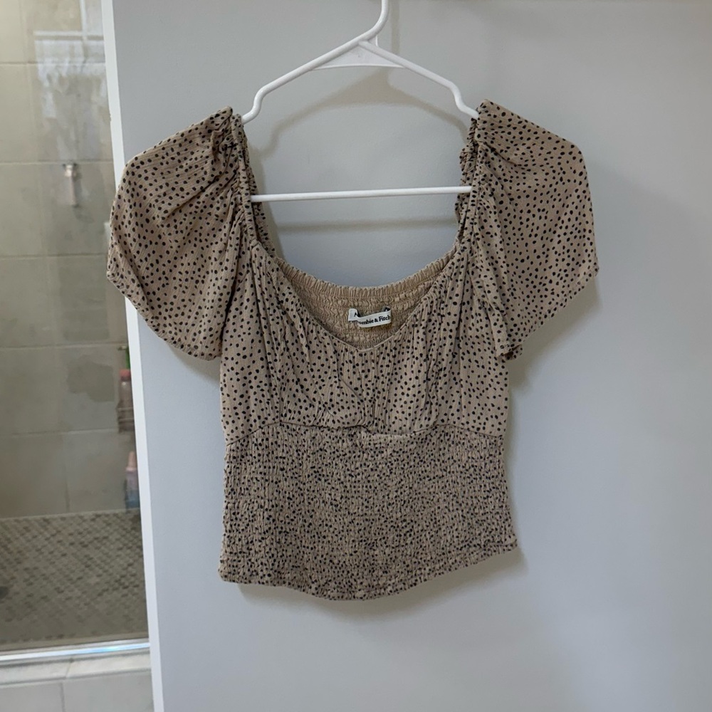 Polka Dot Puff Sleeve Top